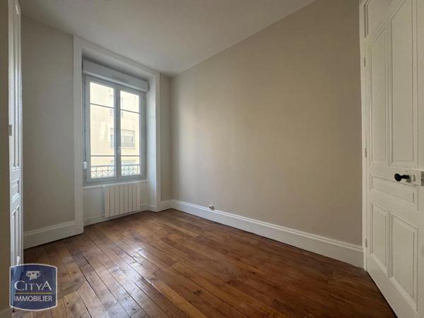 Appartement à louer 2 pièces 42m²