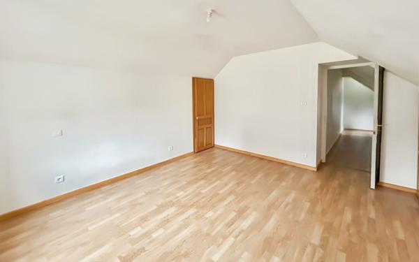 Maison à louer    4 pièces •  Trélissac