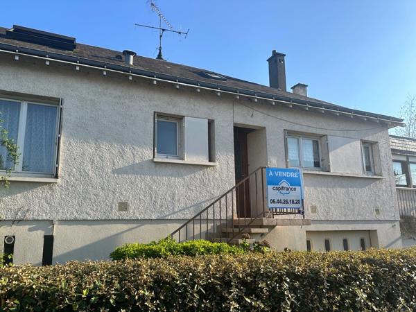 Maison à vendre 4 CHAMBRES, BEAU TERRAIN, AVRILLE (49), proche commerces et transports