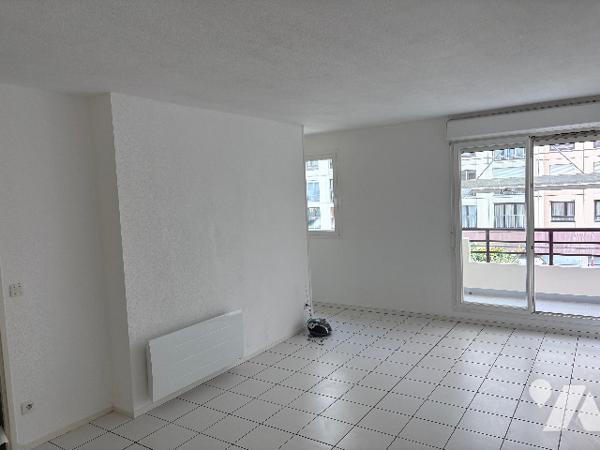 POUR HABITER OU POUR INVESTIR, T2, TERRASSE ET PARKING