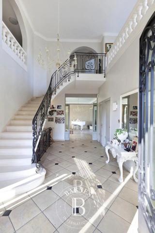 Le Vésinet, Maison 5 Chambres -  380 m² à vendre