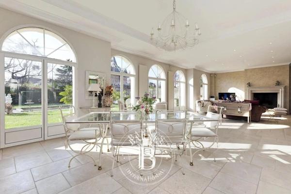 Le Vésinet, Maison 5 Chambres -  380 m² à vendre