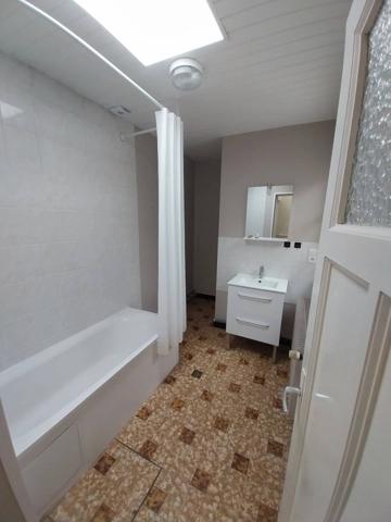 Location immobilière : Maison de ville à Roubaix  3 pièces 76 m² 916 € / Mois (Charges comprises)- ASD Immobilier.
