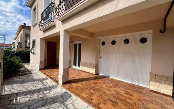 Maison à vendre    5 pièces •  Béziers