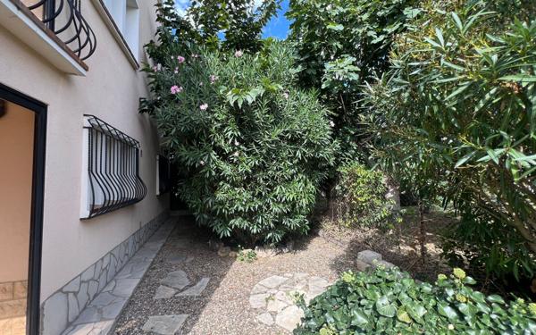 Maison à vendre    5 pièces •  Béziers