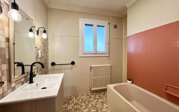 Maison à vendre    5 pièces •  Béziers