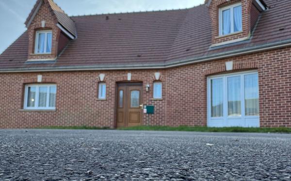 Maison à vendre    6 pièces •  Dompierre-Becquincourt