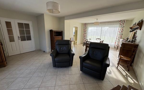 Maison à vendre    6 pièces •  Dompierre-Becquincourt