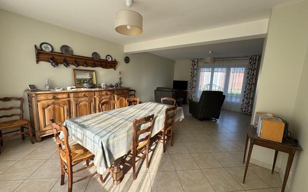 Maison à vendre    6 pièces •  Dompierre-Becquincourt