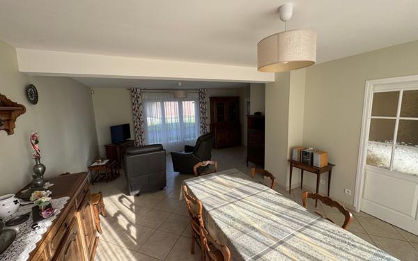 Maison à vendre    6 pièces •  Dompierre-Becquincourt