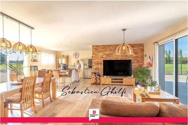 belle maison de plain-pied 3 chambres-garage-appentis-terrain de 2880 m²