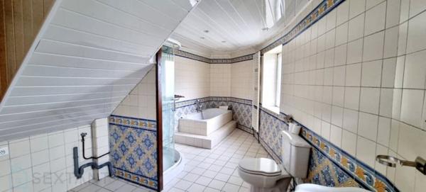 COQUETTE MAISON DE VILLAGE 5 MINUTES DE COURPIERE CENTRE