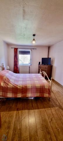 COQUETTE MAISON DE VILLAGE 5 MINUTES DE COURPIERE CENTRE