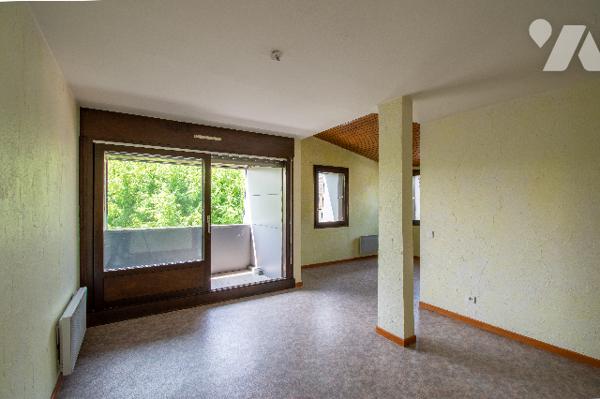 Appartement en dernier étage à SAINT BALDOPH