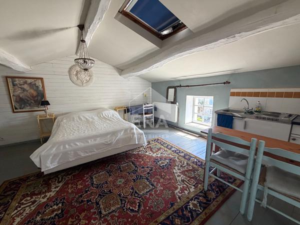 Grande maison de ville de caractère au coeur de Villiers-en-Plaine - 147m2 habitables