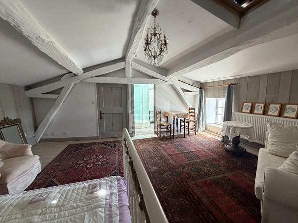 Grande maison de ville de caractère au coeur de Villiers-en-Plaine - 147m2 habitables
