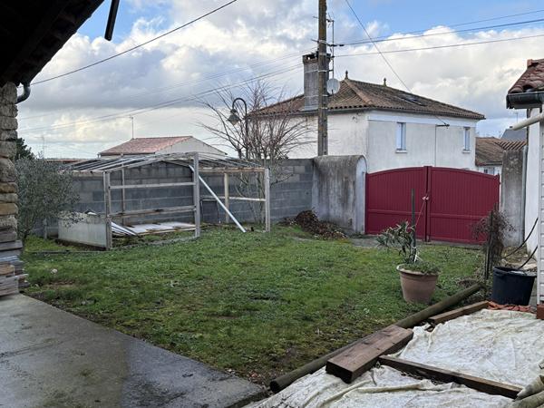 Maison de ville à vendre proche Thouars à Mauzé Thouarsais - 7 pièces, 182 m²
