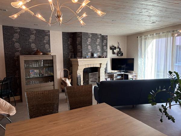 Maison de ville à vendre proche Thouars à Mauzé Thouarsais - 7 pièces, 182 m²