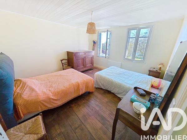 Maison à vendre 9 pièces 199 m² Orgedeuil