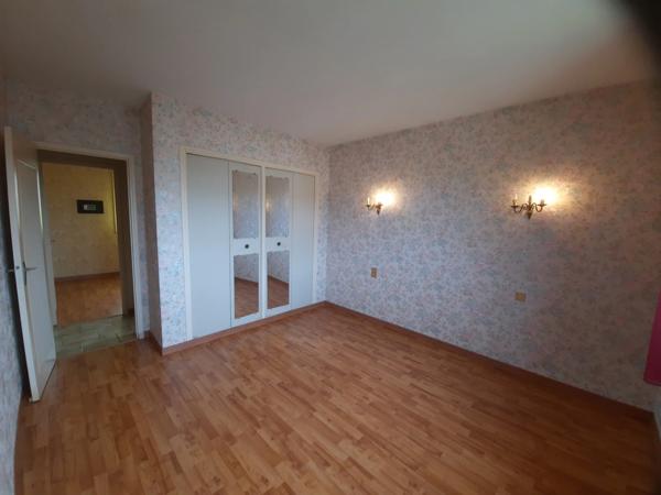 SAINT-JUERY Maison familiale de type 5 avec garage et jardin.