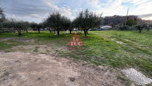 Chateauneuf dans villa, 3 pièces meublé à louer à l'année Châteauneuf-Grasse (06740)