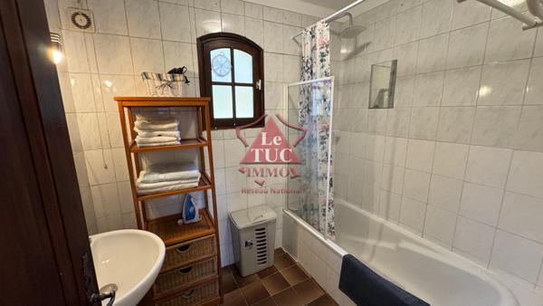 Chateauneuf dans villa, 3 pièces meublé à louer à l'année Châteauneuf-Grasse (06740)