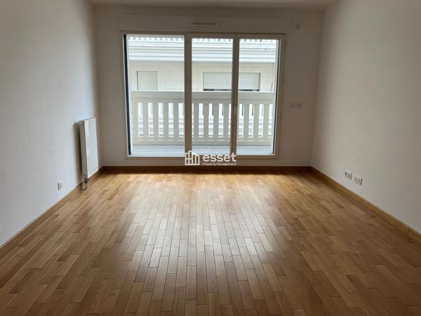 Location Appartement 2 pièces 41.4 m² - Levallois-perret 92300