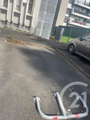 Parking à vendre  10 m2 MERIGNAC - 33