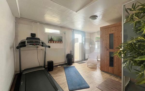 Maison à vendre    8 pièces •  Ormesson-sur-Marne