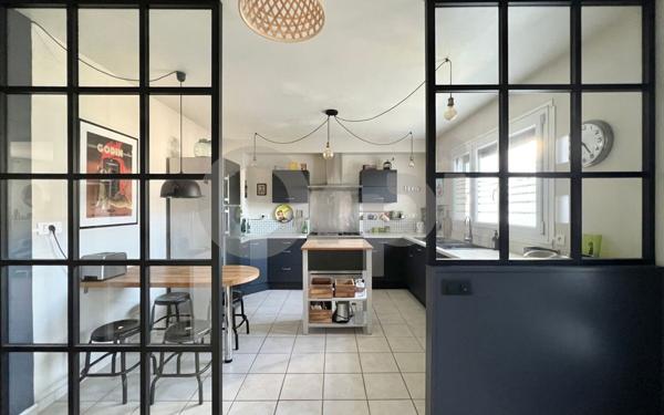 Maison à vendre    8 pièces •  Ormesson-sur-Marne