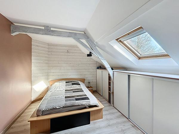 Maison familiale de plus de 150 m² avec vie de plain?pied et grand terrain clos