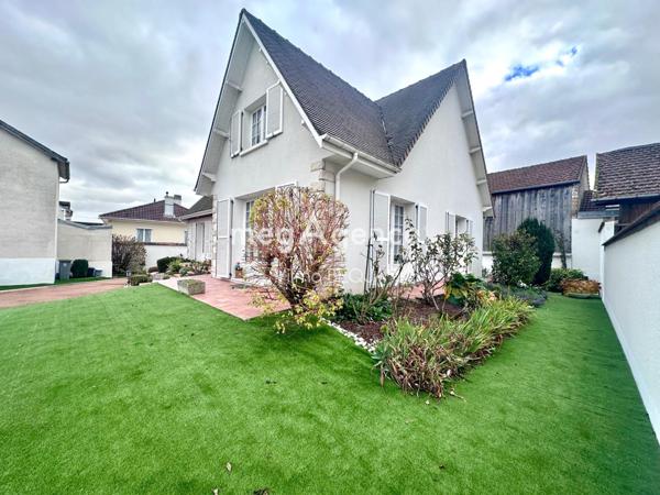 Maison à SENS, 89100 - 6 pièces 204m²