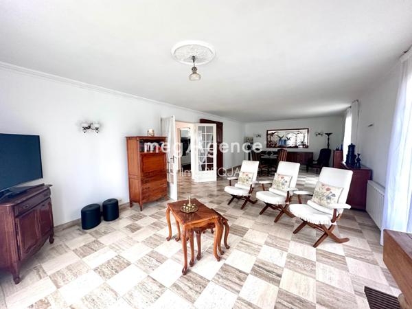 Maison à SENS, 89100 - 6 pièces 204m²