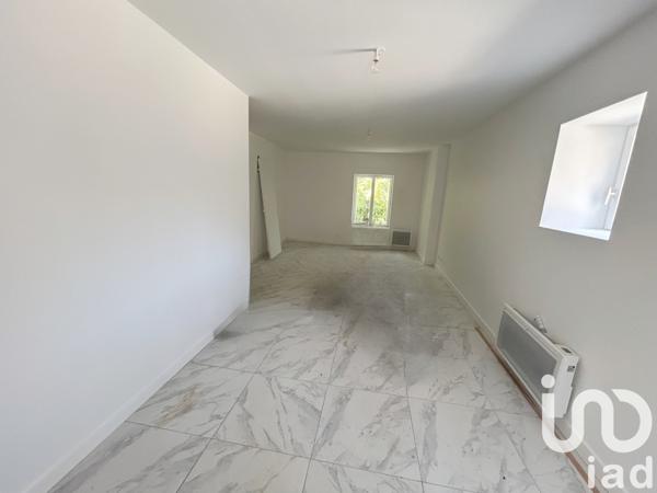 Building for sale 339 m² Autun