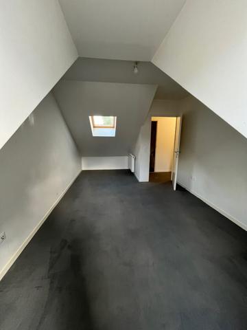 Appartement Yerres 3 pièce(s) 57.95 m2 (70 m² au sol)