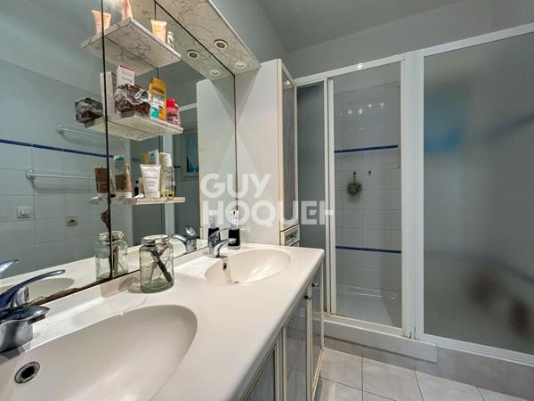 Propriété à fort potentiel - L'Isle-sur-la-Sorgue (Zone UDi)