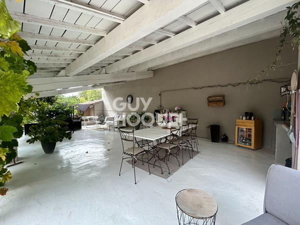 Propriété à fort potentiel - L'Isle-sur-la-Sorgue (Zone UDi)