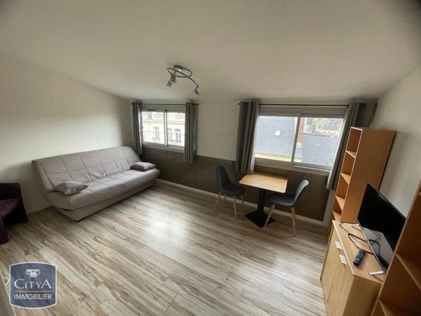 Appartement à louer 1 pièce 20.35m² Cherbourg-en-Cotentin (50100)