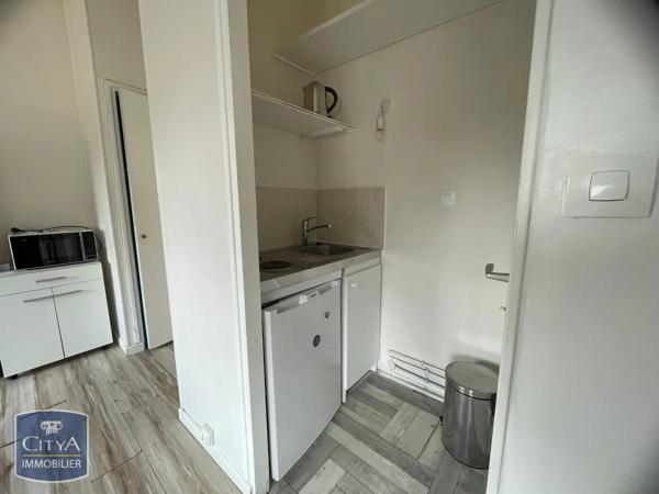 Appartement à louer 1 pièce 20.35m² Cherbourg-en-Cotentin (50100)