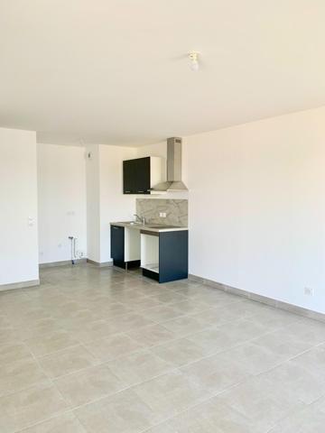 Offrez-vous le confort du neuf : modernité, sérénité et bien-être au rendez-vous !”