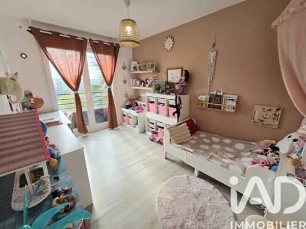 Maison à vendre 5 pièces 101 m² Saint-Fargeau-Ponthierry