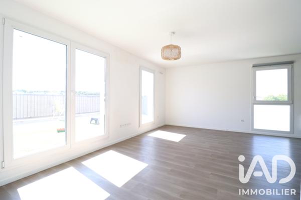 Appartement à vendre 4 pièces 77 m² Roissy-en-Brie