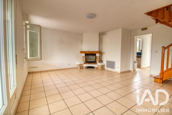Maison à vendre 4 pièces 77 m² Aubergenville