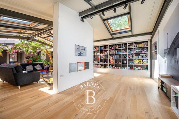 Asnières-sur-Seine, Maison 3 Chambres -  241 m² à vendre