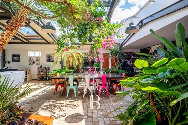 Asnières-sur-Seine, Maison 3 Chambres -  241 m² à vendre