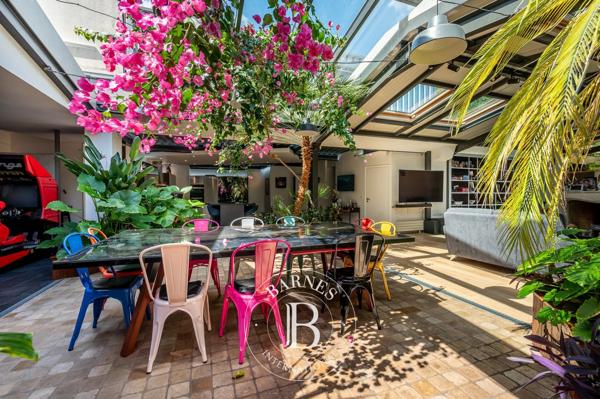 Asnières-sur-Seine, Maison 3 Chambres -  241 m² à vendre