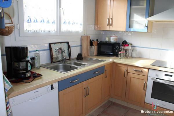 Pavillon à Ernée proche des commodités