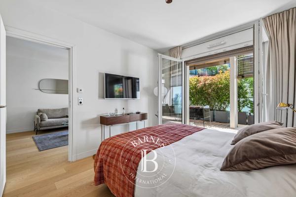 Paris 7ème, Appartement 1 Chambre -  61 m² à vendre