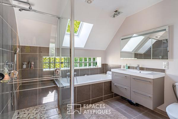 Maison en bord de Seine avec terrasses et jardin bucolique