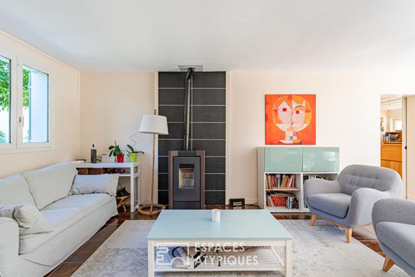 Maison en bord de Seine avec terrasses et jardin bucolique